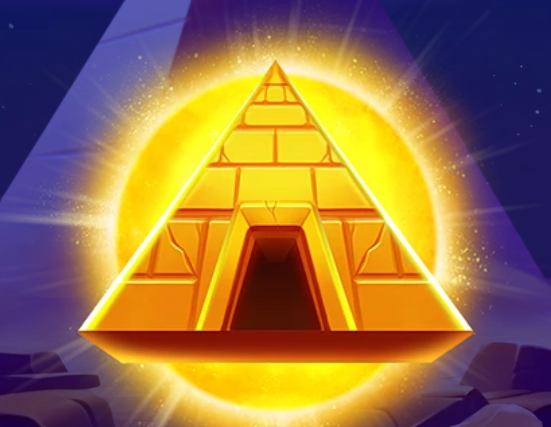 Gold Egyptian pyramide